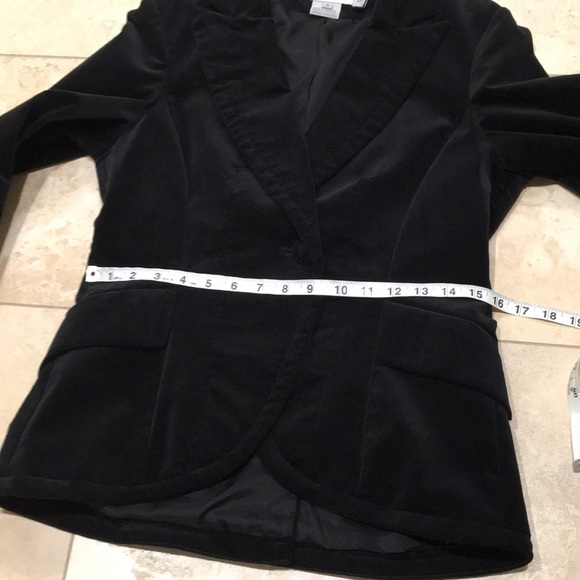 Nine West fitted velvet blazer - Picture 11 of 17